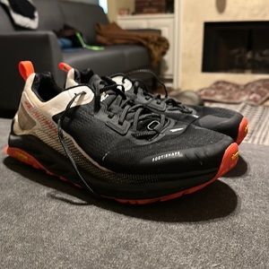 Altra Olympus 4 Trail running shoes